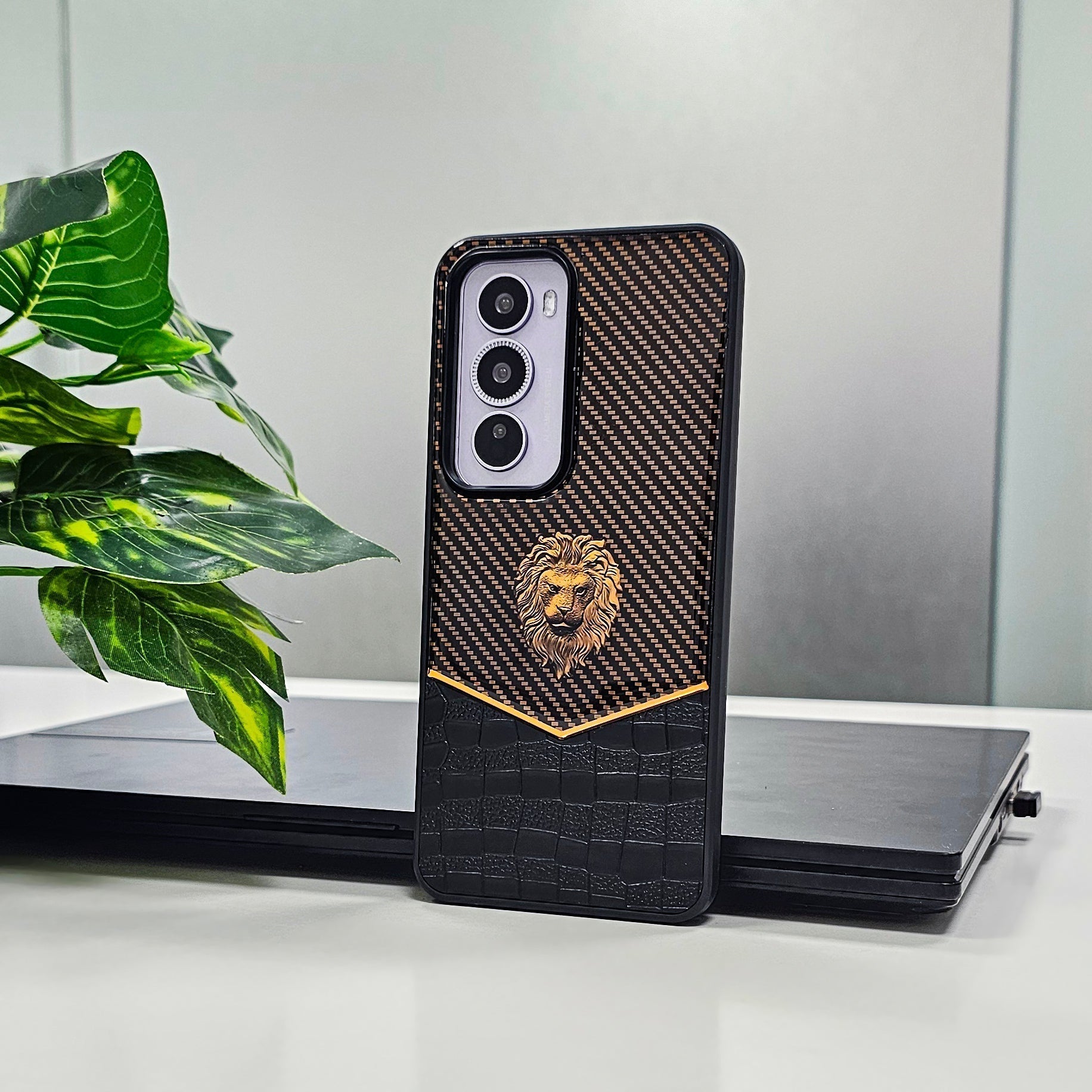 Oppo Reno 12 5G Luxury Lion Pattern Leather And Liquid Silicone Case