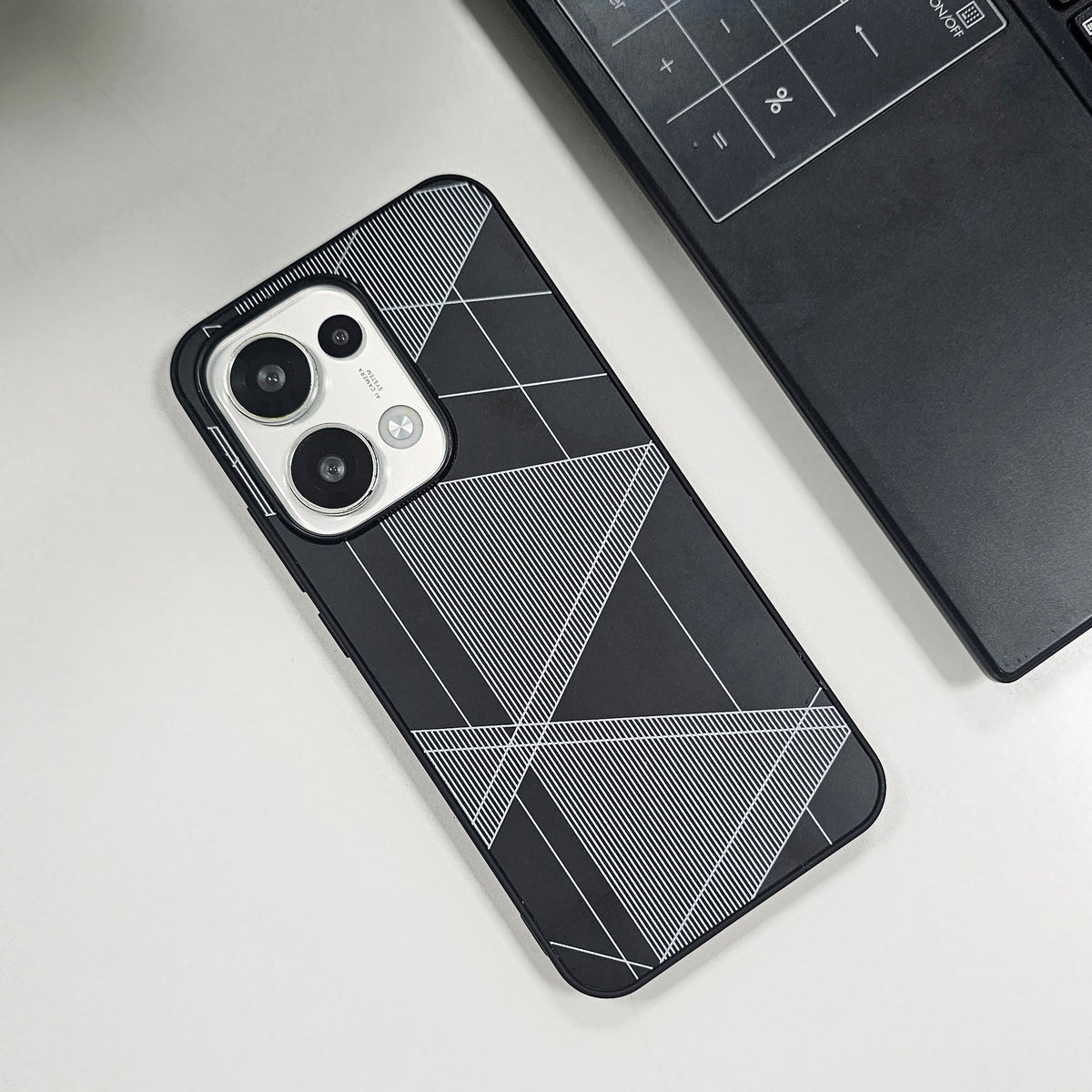 Oppo Reno 13 5G Triangle Pattern Matte Back Shockproof Case