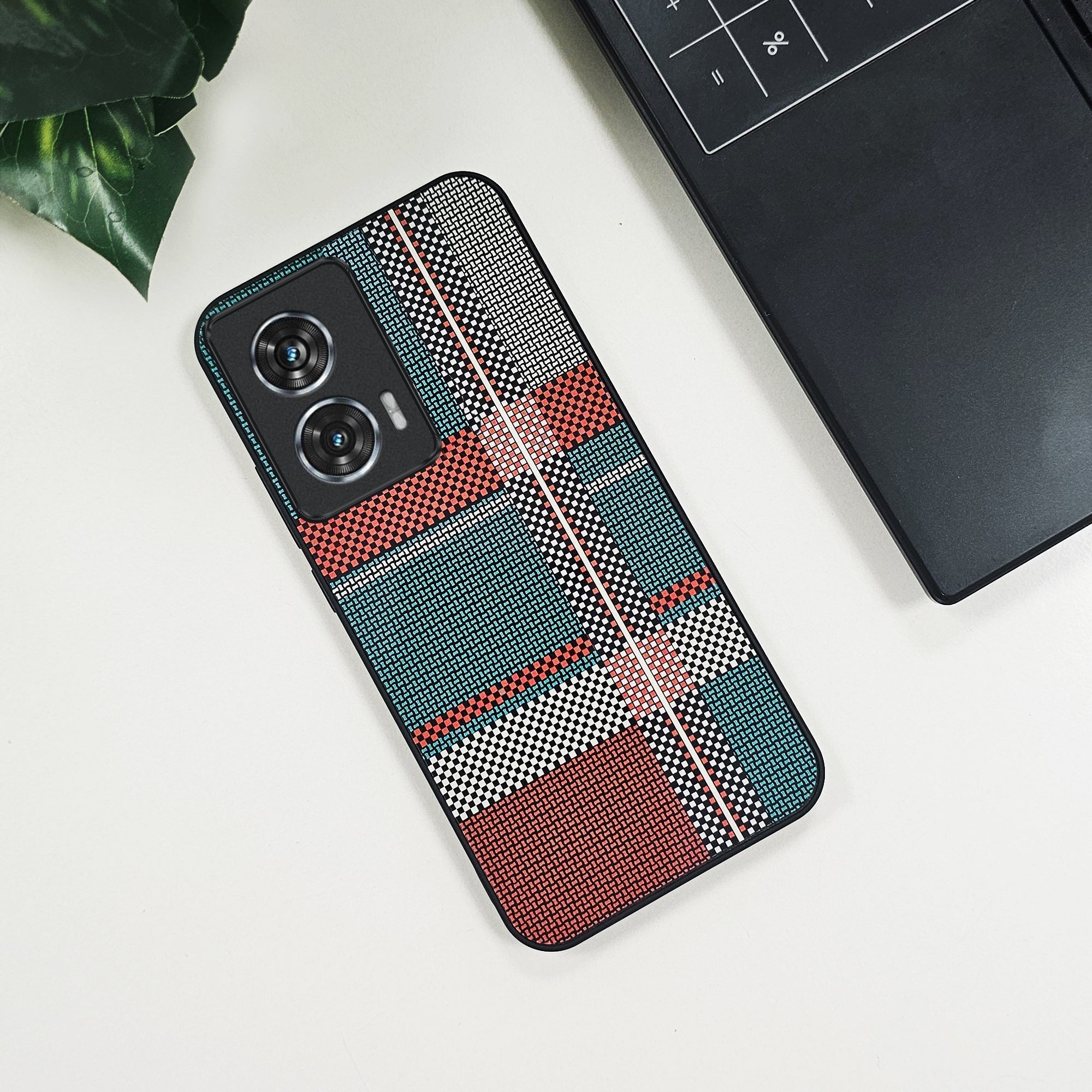 Motorola Edge 50 Fusion 5G Luxury Grid Pattern Glass Back Shockproof Case